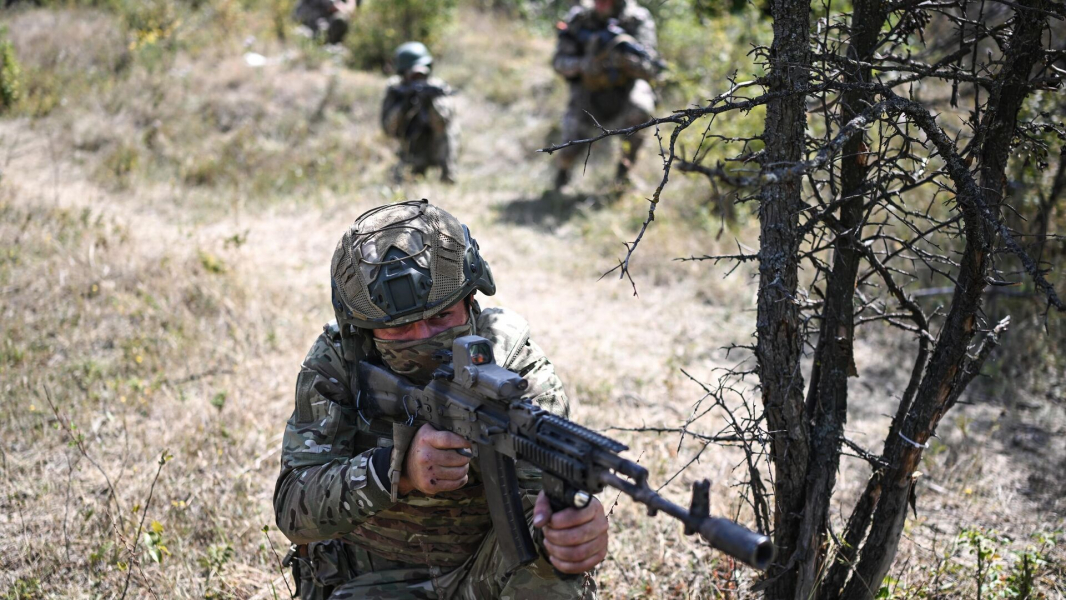 Ганчев: ВС России добились продвижения на сватовско-купянском направлении