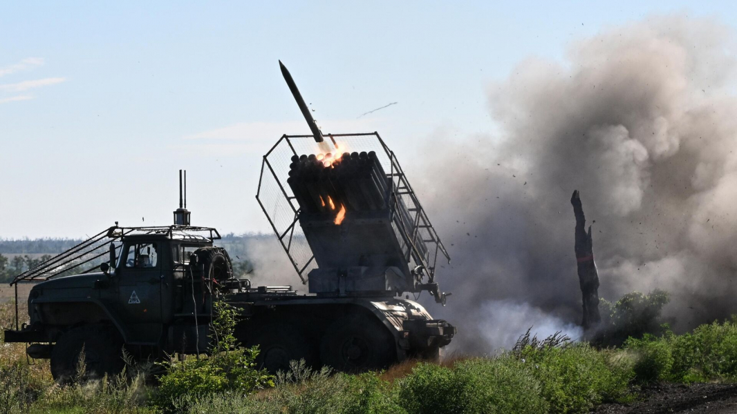 Расчет РСЗО «Град» поразил скопление живой силы ВСУ севернее Работино